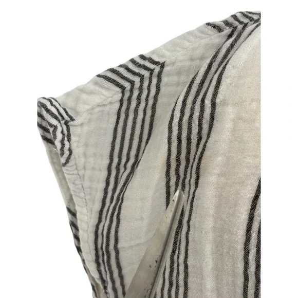 Belle Isle by Torrid Blouse White Black Striped Gauze Cap Sleeve 100% Cotton 1 - Picture 4 of 8